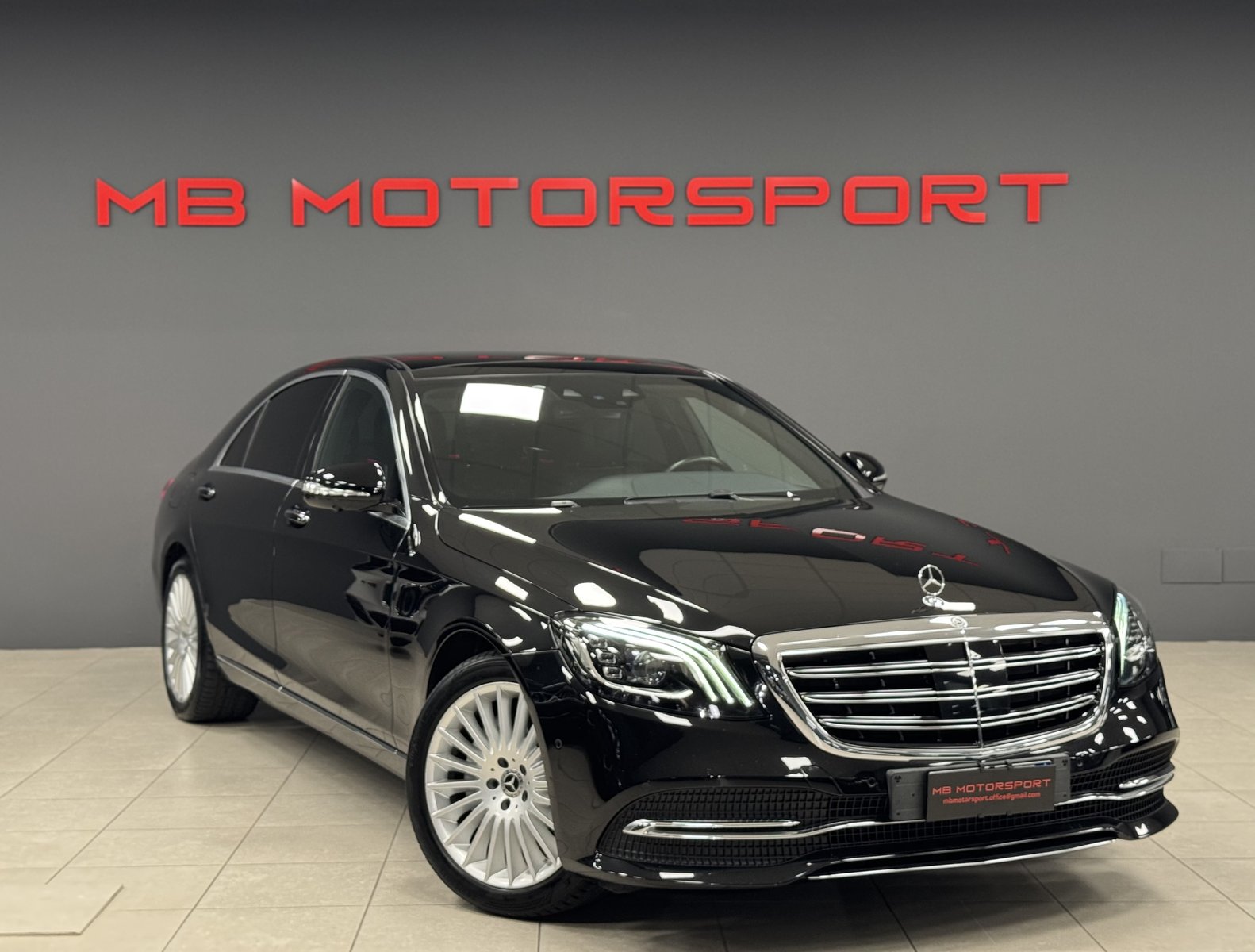 Mercedes-Benz Classe S S 350 d 4MATIC 286 CV W222 Restyling Executive (Nero Ossidiana Metallizzato) nel salone MB Motorsport